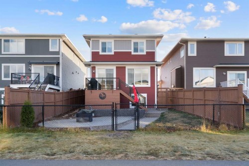 96 Emberside Glen, Cochrane, AB - Outdoor