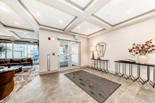 2209-2117 81 Street Sw, Calgary, AB - Indoor Photo Showing Other Room