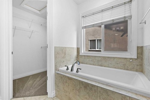 309 Sage Meadows Circle Nw, Calgary, AB - Indoor Photo Showing Bathroom