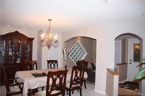 805 Panorama Hills Drive Nw, Calgary, AB - Indoor Photo Showing Dining Room