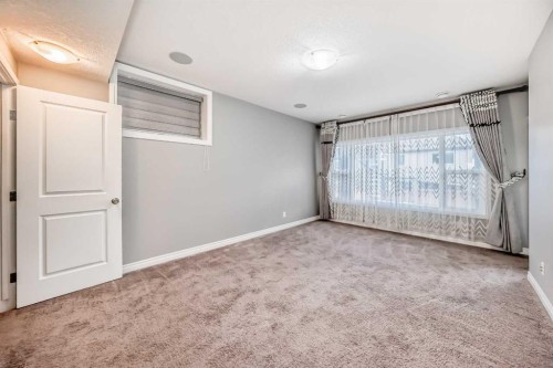 88 Nolanhurst Crescent Nw, Calgary, AB - Indoor Photo Showing Other Room