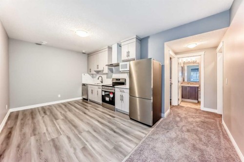 88 Nolanhurst Crescent Nw, Calgary, AB - Indoor Photo Showing Kitchen