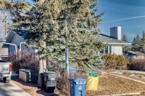 5439 Dalrymple Crescent Nw, Calgary, AB - Outdoor