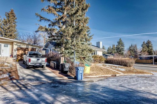 5439 Dalrymple Crescent Nw, Calgary, AB - Outdoor