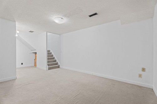 164 Beddington Circle Ne, Calgary, AB - Indoor Photo Showing Other Room