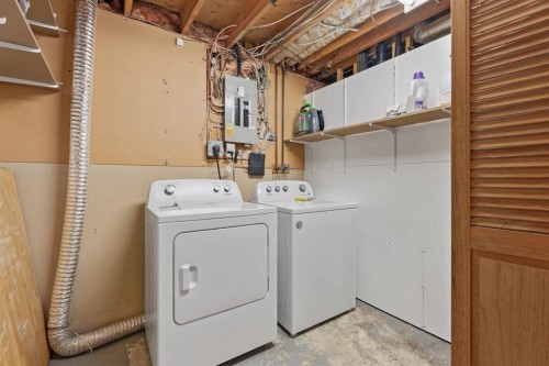 164 Beddington Circle Ne, Calgary, AB - Indoor Photo Showing Laundry Room