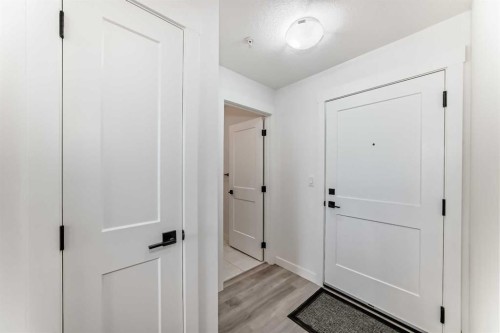 105-30 Sage Hill Walk Nw, Calgary, AB - Indoor Photo Showing Other Room