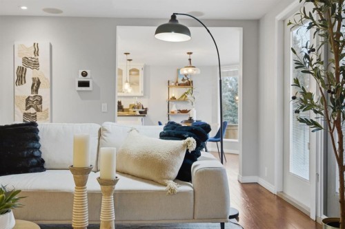 3 Stranraer Place Sw, Calgary, AB - Indoor