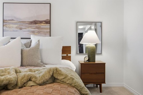 3 Stranraer Place Sw, Calgary, AB - Indoor Photo Showing Bedroom