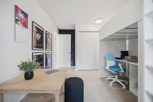 3 Stranraer Place Sw, Calgary, AB - Indoor Photo Showing Office