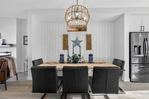 35 Wolf Hollow Park Se, Calgary, AB - Indoor Photo Showing Dining Room