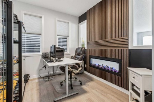 123 Mitchell Way Nw, Calgary, AB - Indoor Photo Showing Office