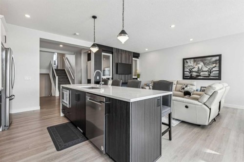 123 Mitchell Way Nw, Calgary, AB - Indoor