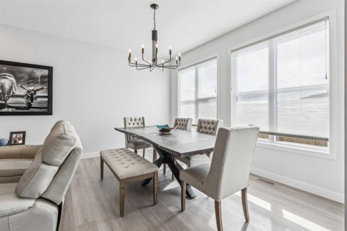 123 Mitchell Way Nw, Calgary, AB - Indoor Photo Showing Dining Room