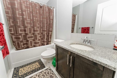 73 Redstone Link Ne, Calgary, AB - Indoor Photo Showing Bathroom