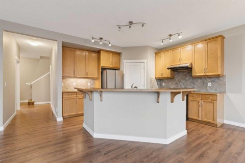 327 Panamount Point Nw, Calgary, AB - Indoor Photo Showing Kitchen