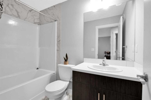 349 Calhoun Common Ne, Calgary, AB - Indoor Photo Showing Bathroom