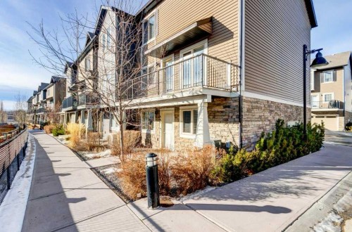 444 Legacy Point Se, Calgary, AB 