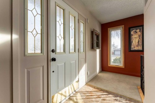 55 Heston Street Nw, Calgary, AB - Indoor Photo Showing Other Room