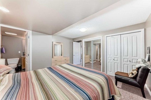 172 Seagreen Way, Chestermere, AB - Indoor Photo Showing Bedroom