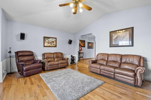 244 Oakmere Place, Chestermere, AB - Indoor Photo Showing Living Room