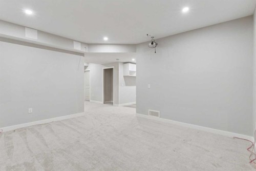 171 Kinniburgh Road, Chestermere, AB - Indoor