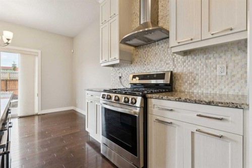 171 Kinniburgh Road, Chestermere, AB - Indoor Photo Showing Kitchen With Upgraded Kitchen