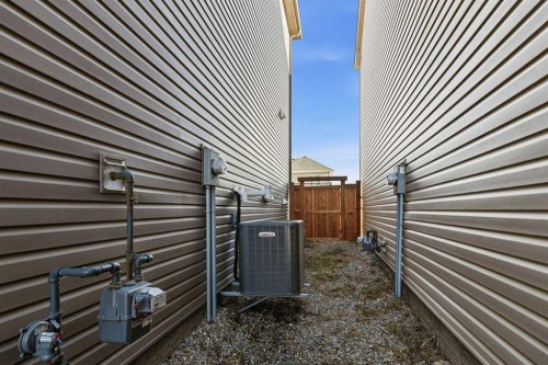 237 Windrow Crescent Sw, Airdrie, AB -  Photo Showing Other Room