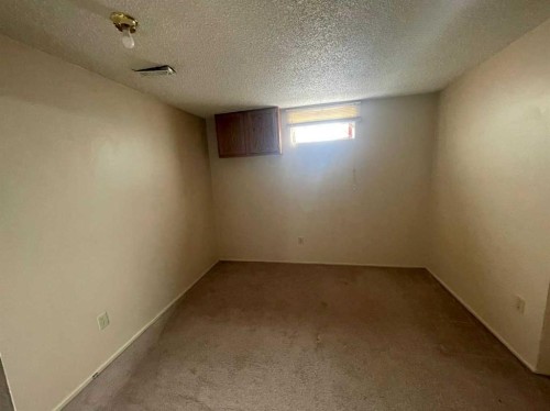 471 78 Avenue Ne, Calgary, AB - Indoor