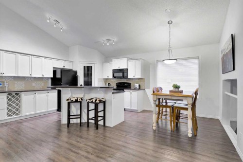 65 Sunset Heights, Cochrane, AB - Indoor