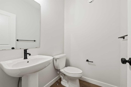 219 Silver Spruce Grove Sw, Calgary, AB 