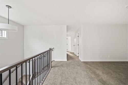 219 Silver Spruce Grove Sw, Calgary, AB 