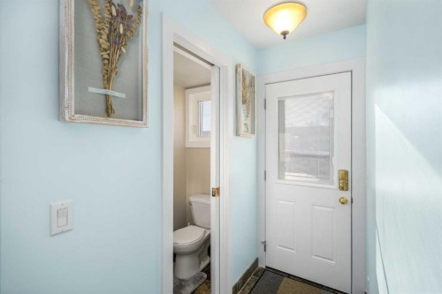 1315 Lake Michigan Crescent Se, Calgary, AB - Indoor