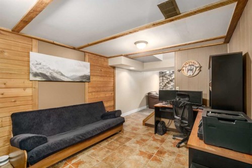 1315 Lake Michigan Crescent Se, Calgary, AB - Indoor