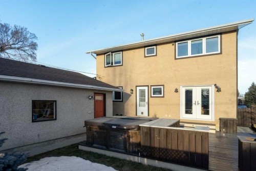 1315 Lake Michigan Crescent Se, Calgary, AB - Outdoor With Exterior