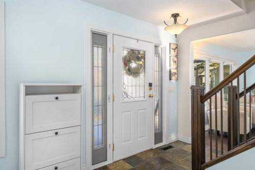 1315 Lake Michigan Crescent Se, Calgary, AB - Indoor Photo Showing Other Room