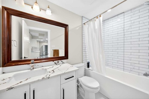 21 Panamount Street Nw, Calgary, AB - Indoor Photo Showing Bathroom