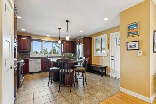 1507 Cayuga Drive Nw, Calgary, AB - Indoor