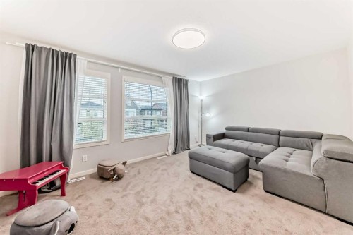 54 Seton Manor Se, Calgary, AB 