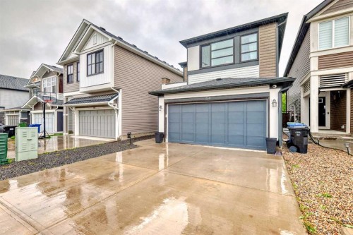 54 Seton Manor Se, Calgary, AB 