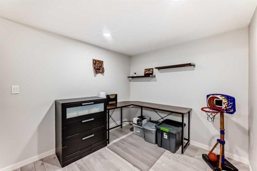 54 Seton Manor Se, Calgary, AB 
