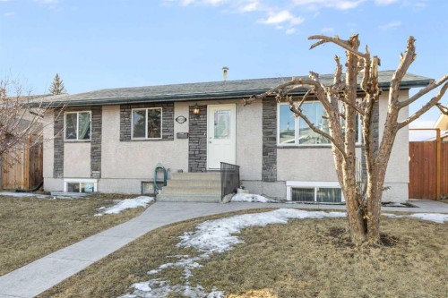 6124 Maddock Drive Ne, Calgary, AB - Outdoor