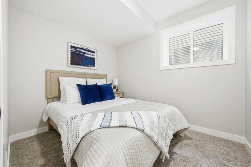 108 Quartz Crescent, Cochrane, AB - Indoor Photo Showing Bedroom