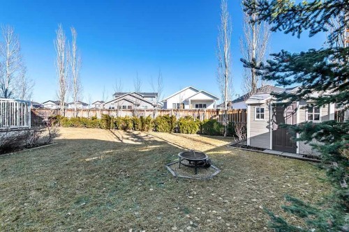718 Hamptons Bay Se, High River, AB 