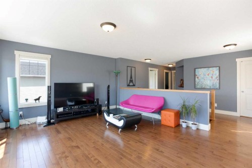 62 Panamount Road Nw, Calgary, AB - Indoor Photo Showing Living Room