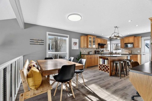 951 3Rd Street Sw, Diamond Valley, AB - Indoor Photo Showing Dining Room