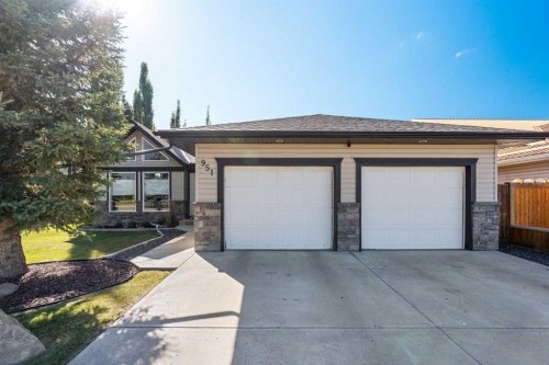 951 3Rd Street Sw, Diamond Valley, AB - Outdoor