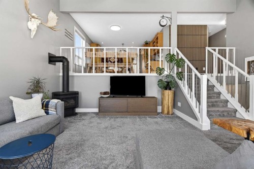 951 3Rd Street Sw, Diamond Valley, AB - Indoor