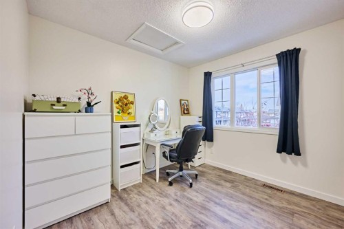 2366 Eversyde Avenue Sw, Calgary, AB - Indoor