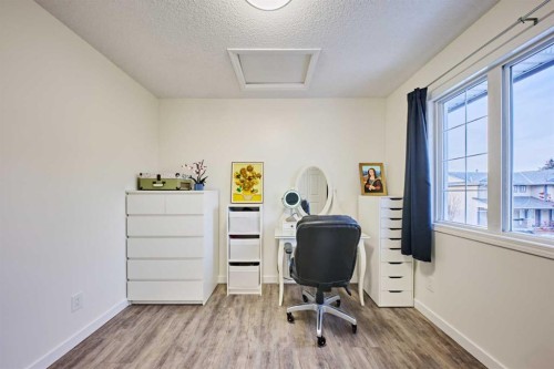 2366 Eversyde Avenue Sw, Calgary, AB - Indoor